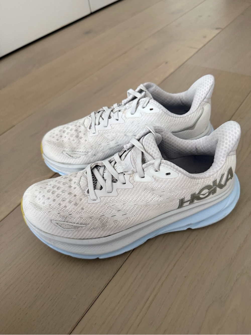 Hoka Clifton 9 Sneaker